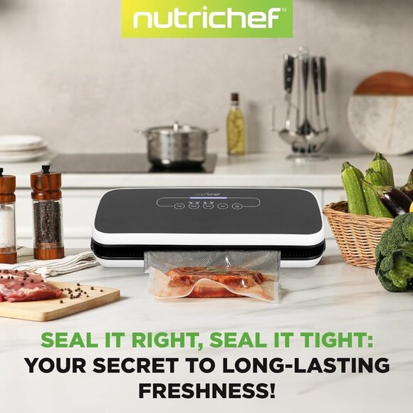 NutriChef Vacuum Sealer Machine Food Saver System w/ Bags PKVS18BK - New in Box - Picture 6 of 7